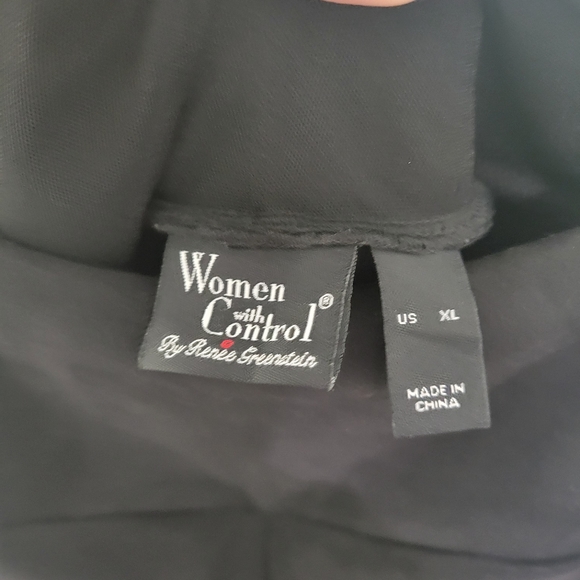 QVC WOMAN W CONTROL PETITE SUEDE LIKE STRETCHY PONTE PANTS. SEE MEASUREMENTS 👀 - Picture 12 of 13